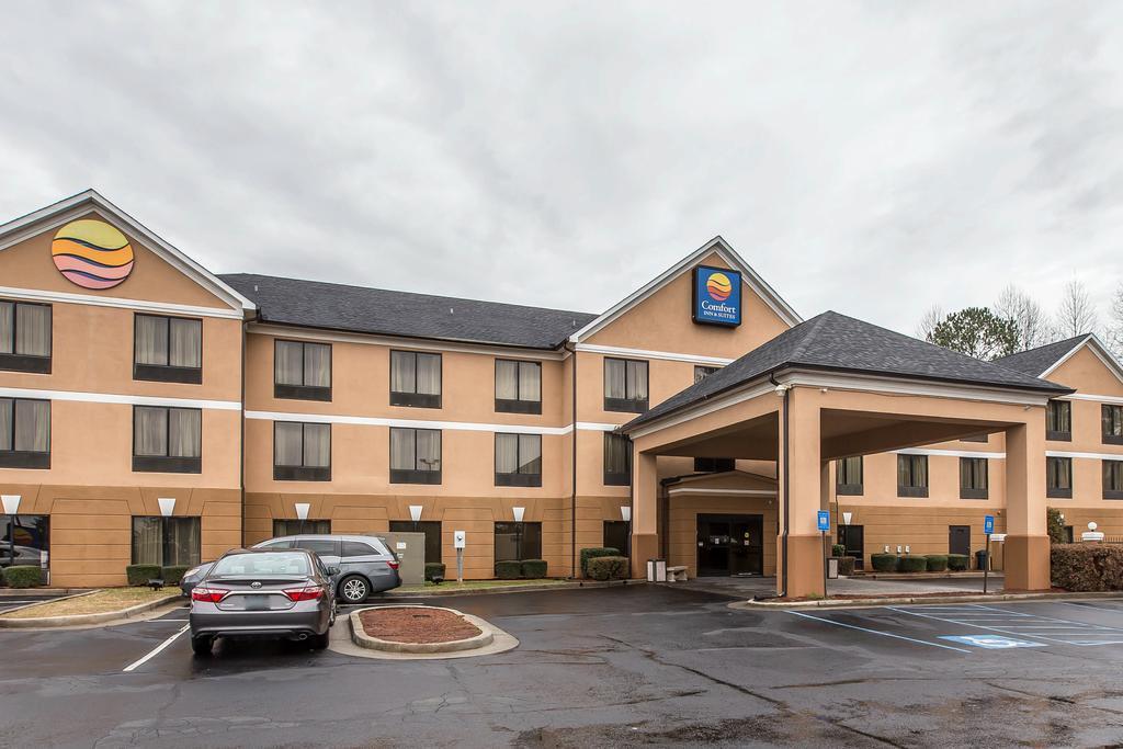Comfort Inn & Suites Peachtree Corners Norcross Exterior photo