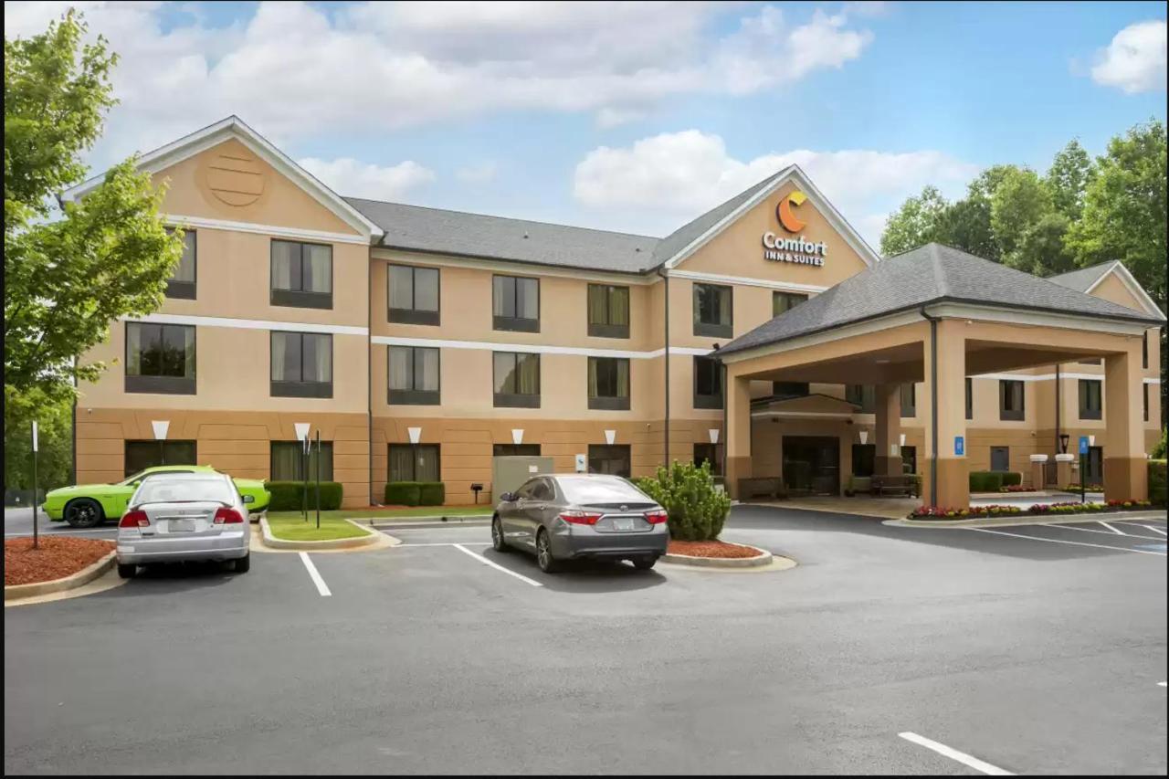 Comfort Inn & Suites Peachtree Corners Norcross Exterior photo